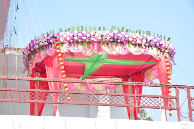 Decoration